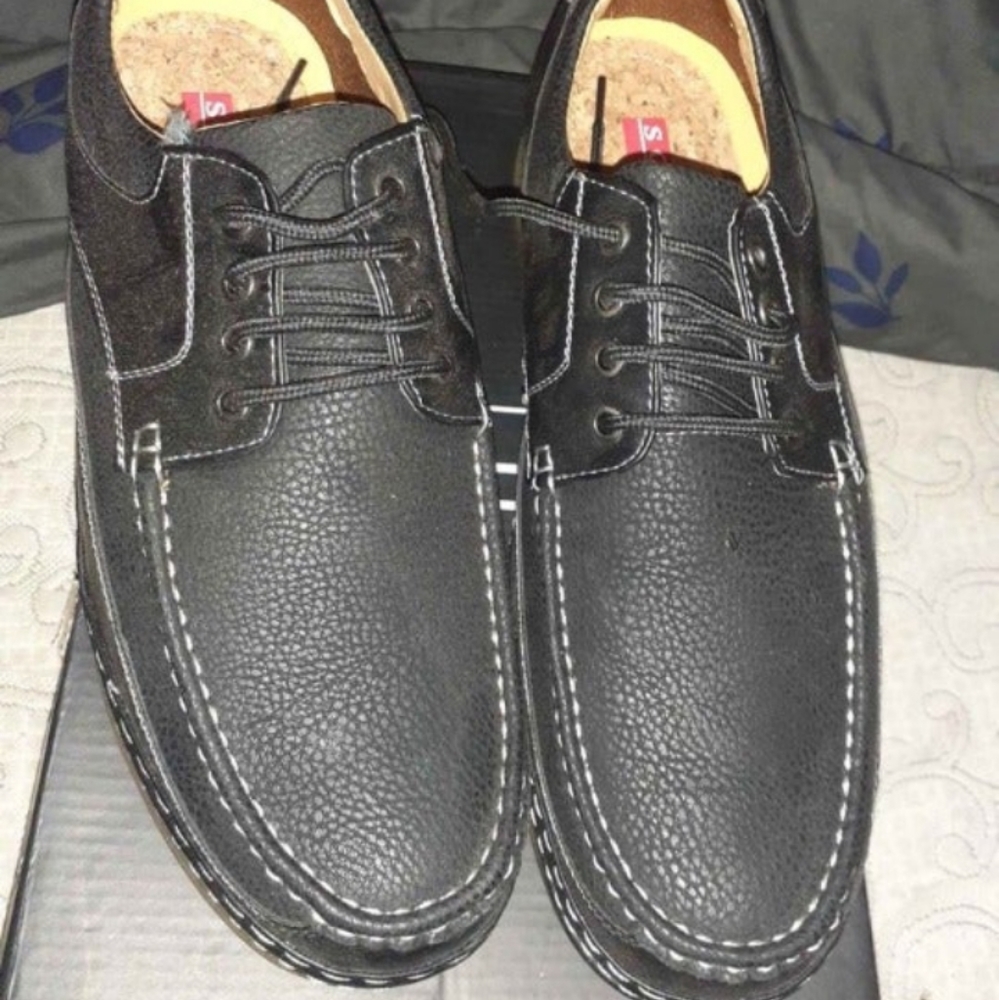 Levi shoes 13
